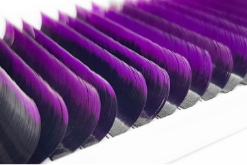 Pigmented Ombre Purple PLATINUM / 20 lines / mix curl CC / thickness 0.10 / length 8–14 mm