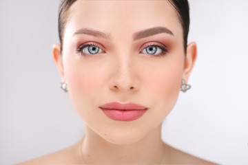 Рідка фарба для брів PLATINUM 06 Dark Brown